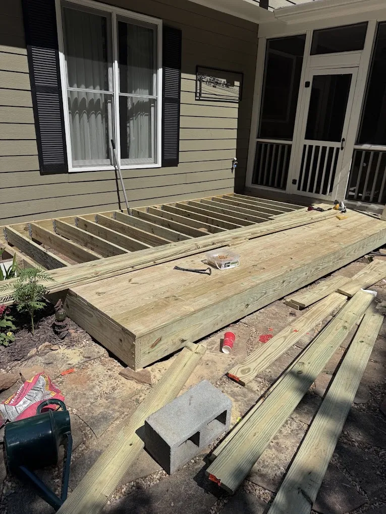 New deck framing under construction by Davinci Home Improvements