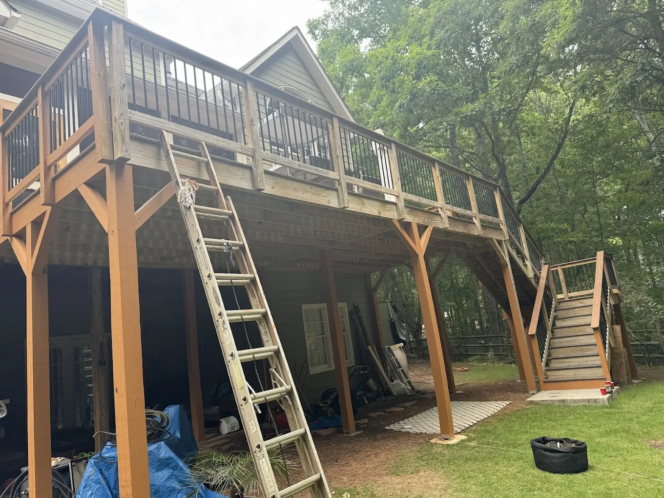 Large multi-level deck built by Davinci Home Improvements